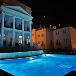 아파트 Charmoso T2 Triplex Com Rooftop No Old Village, Vilamoura *
