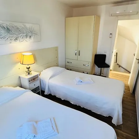 Charmoso T2 Triplex Com Rooftop No Old Village, Vilamoura Lägenhet *