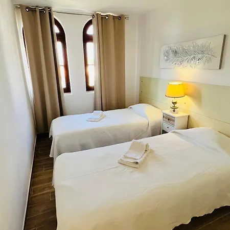 Charming Triplex T2 In The Old Village Vilamoura * Quarteira