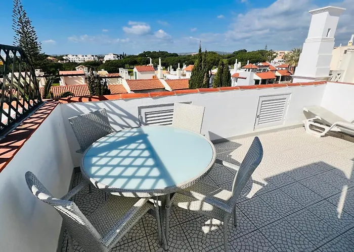 Apartment Charmoso T2 Triplex Com Rooftop No Old Village, Vilamoura